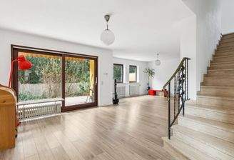 Wohnzimmer EG Aufgang OG