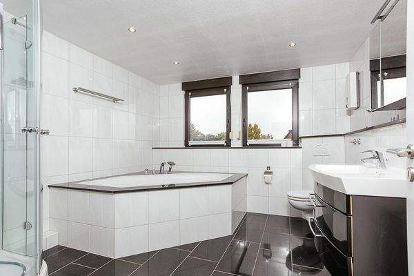 Schöne Wellness Bad