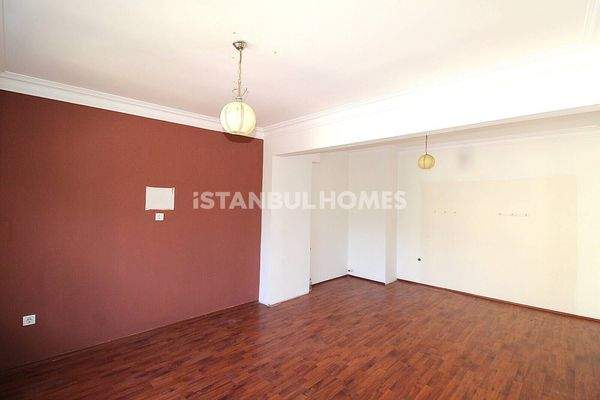 Spacious 3-Bedroom Flat Near the Bosphorus