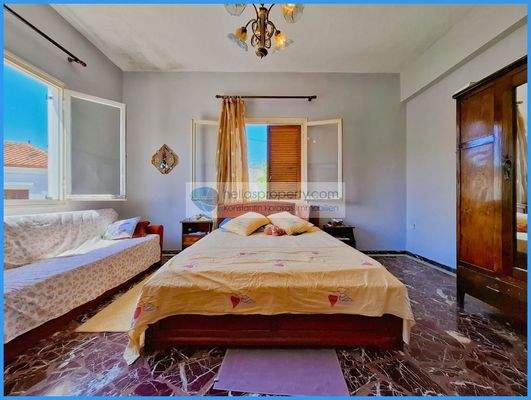 6ebdf46eb9644a3aaf22a79c141d9d78-original