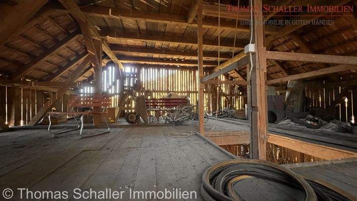 Scheune - innen