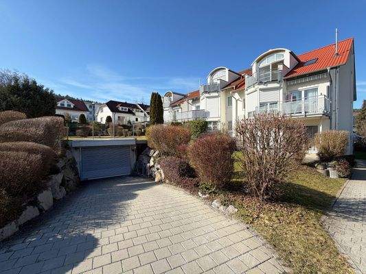 Bequeme Einfahrt in die Tiefgarage