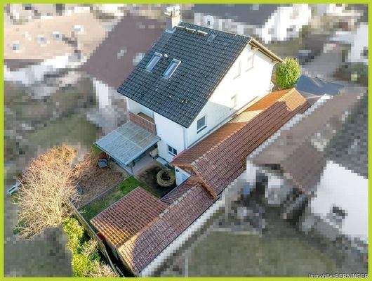 Hausansicht Seite Vogelperspektive