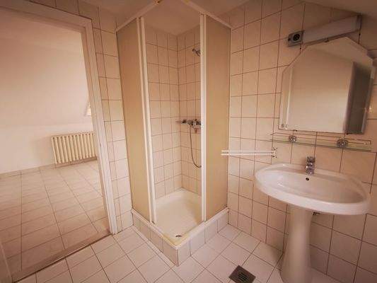 Wohnung oben Badezimmer