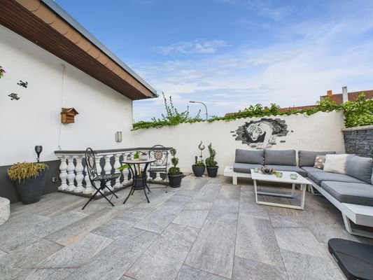 Terrasse / Zugang UG