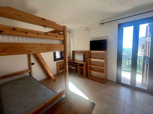 PE922_16 TERRA ITALIA IMMOBILIEN_LIGURIEN_PERINALD