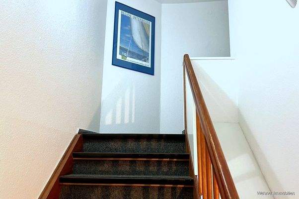 Treppenhaus zum DG