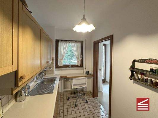 Küche Blickrichtung Balkon - Wohnzimmer