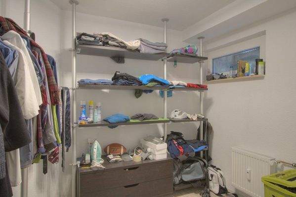 Ankleide - Abstellraum