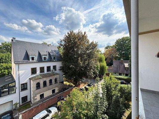 Ausblick vom Balkon Richtung Dutzendteich