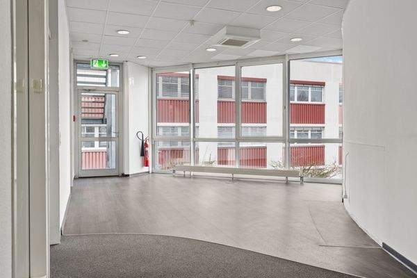 Besprechung / Aufenthalt