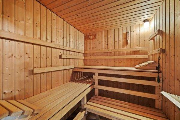 UG | Sauna