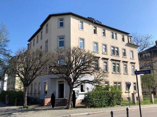 Eckhaus an der Straße