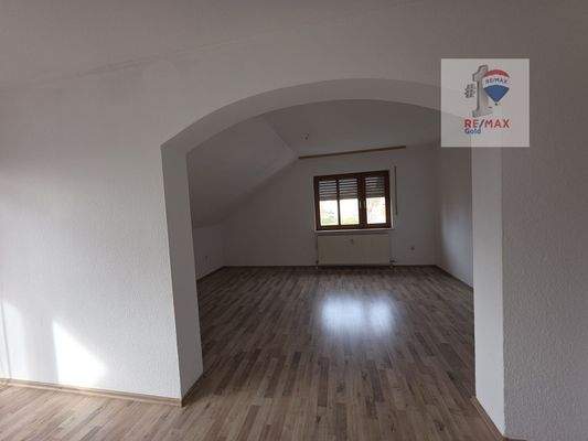 Wohn- u. Essbereich (4)