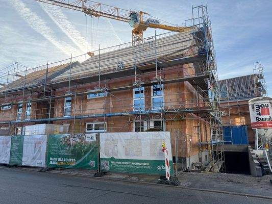 Strassenansicht mit TG Abfahrt.jpg