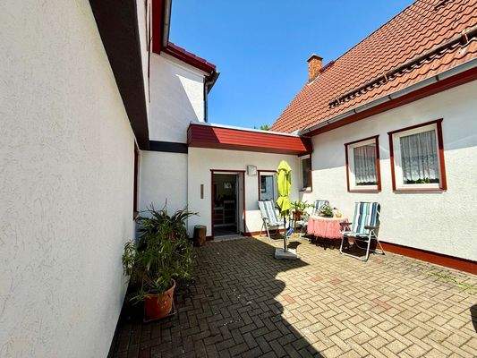 Eingangsbereich Hof