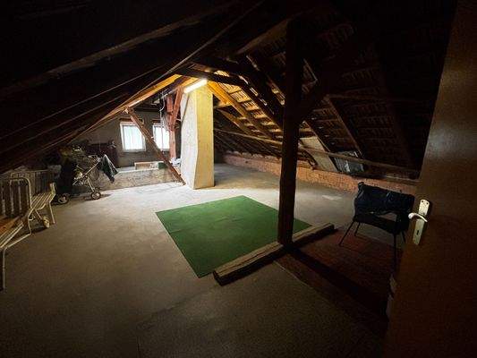 Ausbaufähiger Dachboden