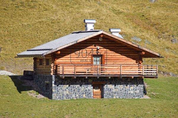 Exklusive Ski-in/Ski-out-Baita in der Val Jumela 