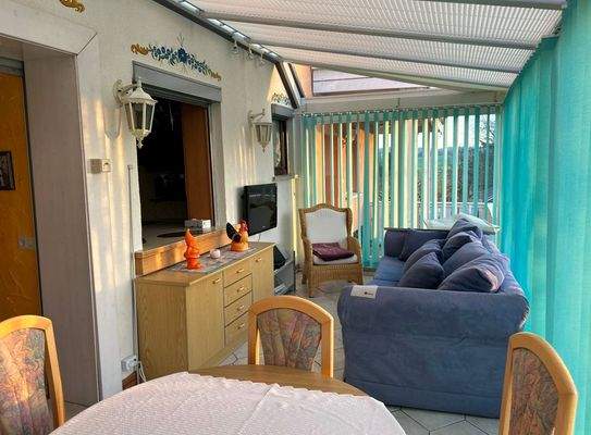 6 Geräumiger Wintergarten.jpg