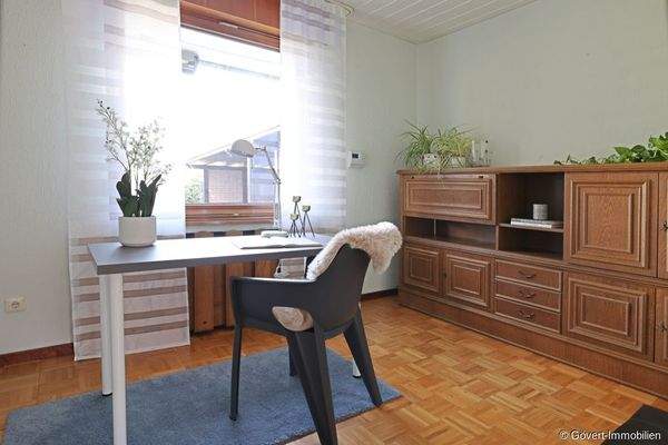 Arbeitszimmer EG