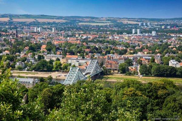 100m²-Penthouse-Wohnung mit Elbblick Nähe Waldschlößchen