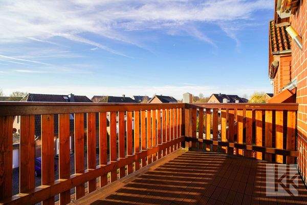 ...Zugang zum Balkon