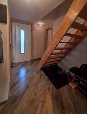 Flur - Hauseingang.jpg