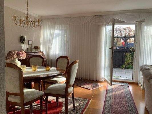 Essbereich im Wohnzimmer