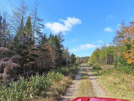 Cape Breton - 3,1 Hektar großes See-Ufergrundstück