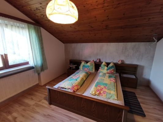 Schlafzimmer OG