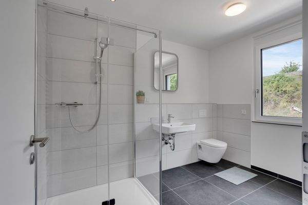 Modernes Badezimmer OG