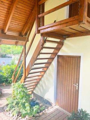 Eingang Garage - Zugang Werkstatt