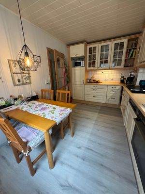 Küche als L-Form.jpeg