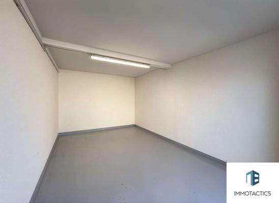 Garage (KI-generiert)