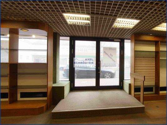 Eingang Verkaufsraum 