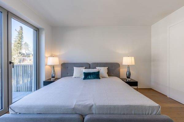 Master-Bedroom