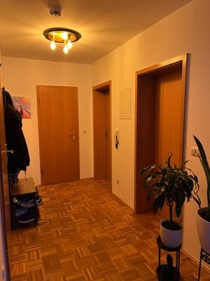 Flur_Garderobe.jpg