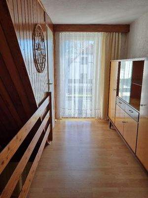 Diele im OG mit Ausgang zur Dachterrasse