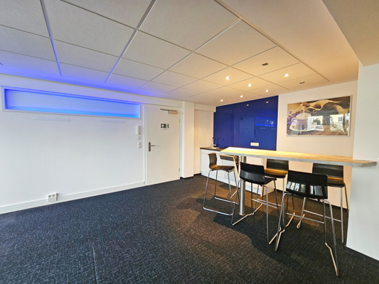 Eingang und Teeküche