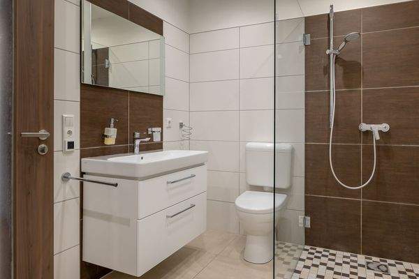 Das Bad im Untergeschoss