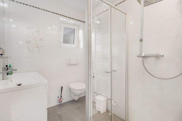 Badezimmer im Erdgeschoss