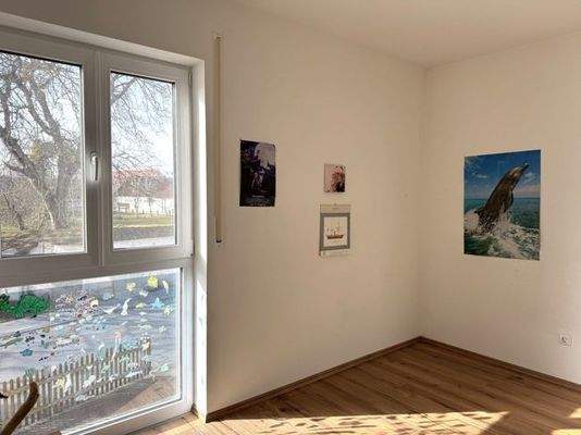 Gäste-/Arbeitszimmer