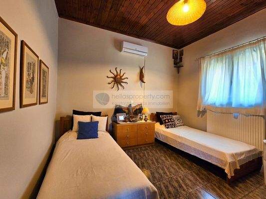 img_ee1ab5b2-d615-489c-a6b2-77fd5d43ecc6