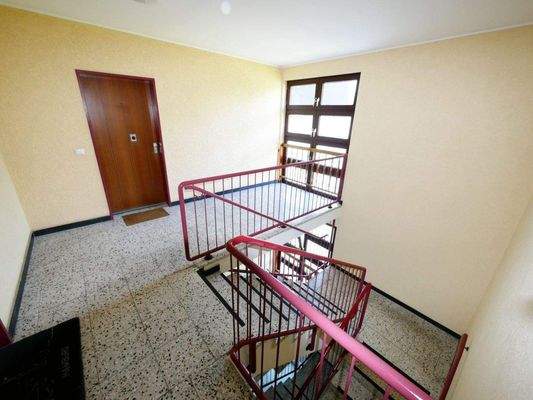 Helles, großzügiges Treppenhaus