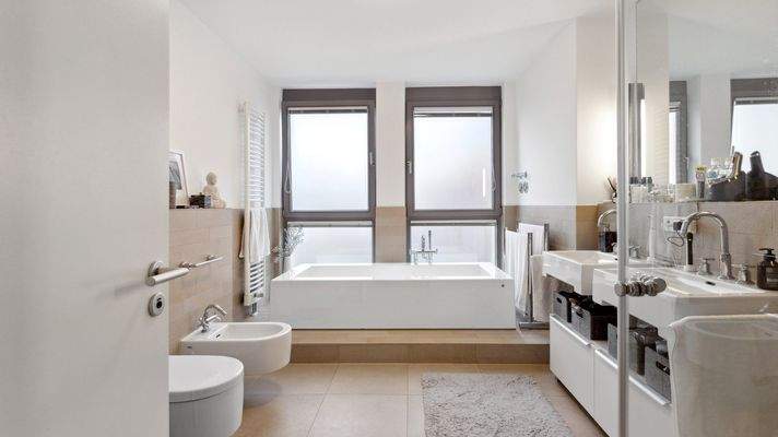 Masterbad mit Badewanne