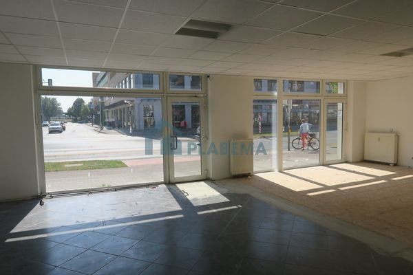 077.02-Schaufenster Ansicht 1