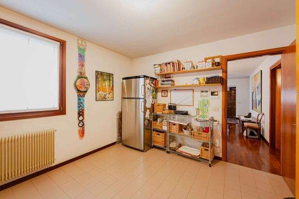 Eckhaus in Udine in der Via Grazzano