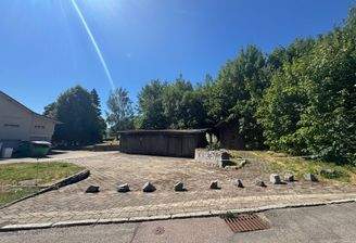 Bauplatz am Grubenweg, Schuppen werden zurückgebaut