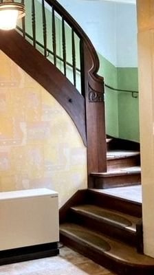 Holztreppe zum OG