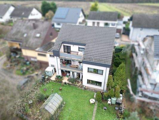 Vielseitiges Zweifamilienhaus in Dillingen, Pachtener Heide